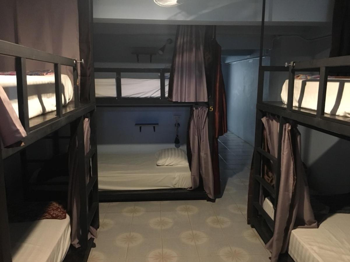 The 25 Hostel Hat Yai Extérieur photo