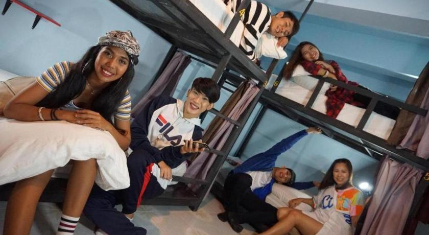 The 25 Hostel Hat Yai Extérieur photo