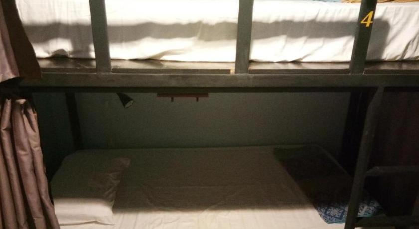 The 25 Hostel Hat Yai Extérieur photo