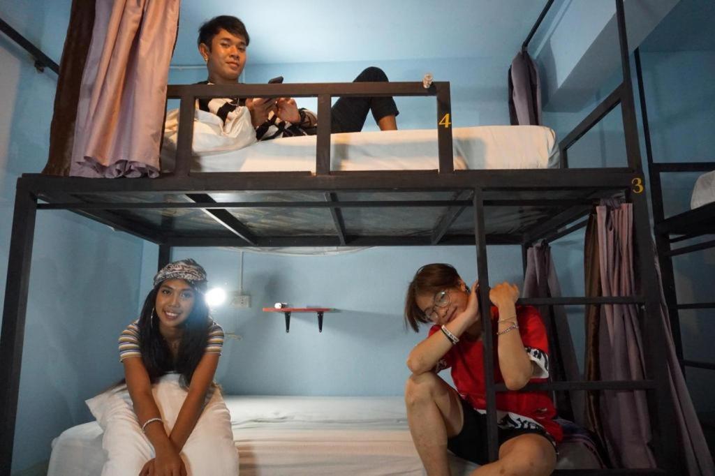 The 25 Hostel Hat Yai Extérieur photo