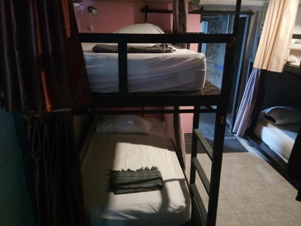 The 25 Hostel Hat Yai Extérieur photo