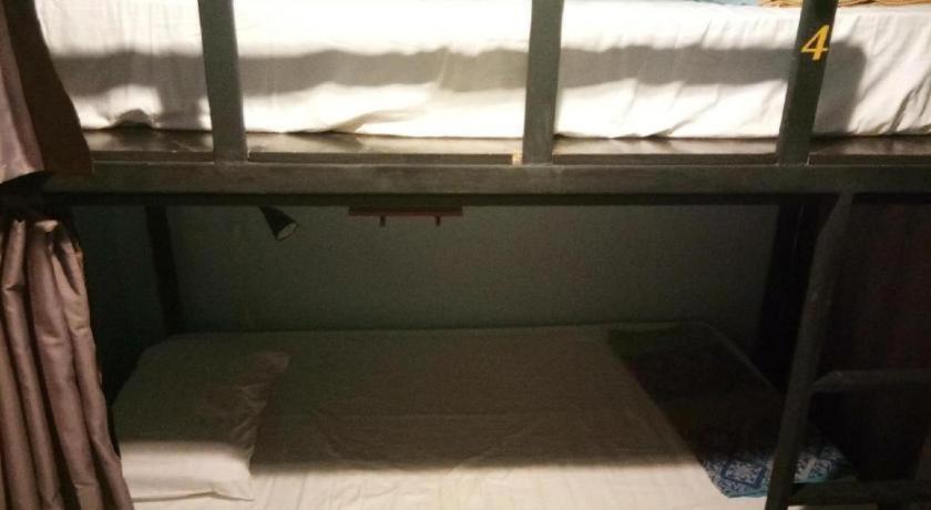 The 25 Hostel Hat Yai Extérieur photo